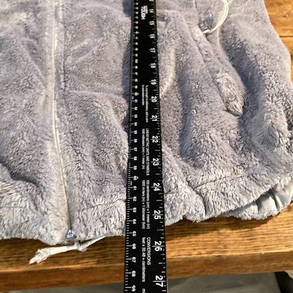 The North Face Gray Zip Up Jacket - Picture 10 of 10